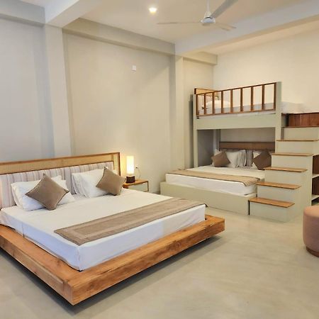 Hotel Blue Note Hikkaduwa Exterior foto