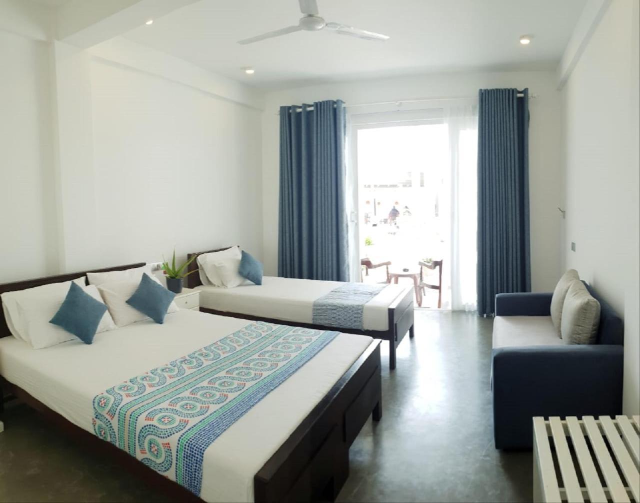 Hotel Blue Note Hikkaduwa Exterior foto