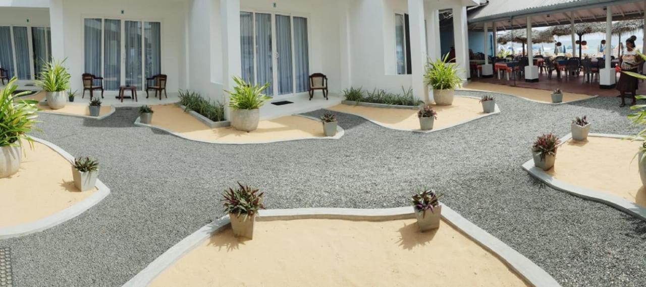 Hotel Blue Note Hikkaduwa Exterior foto