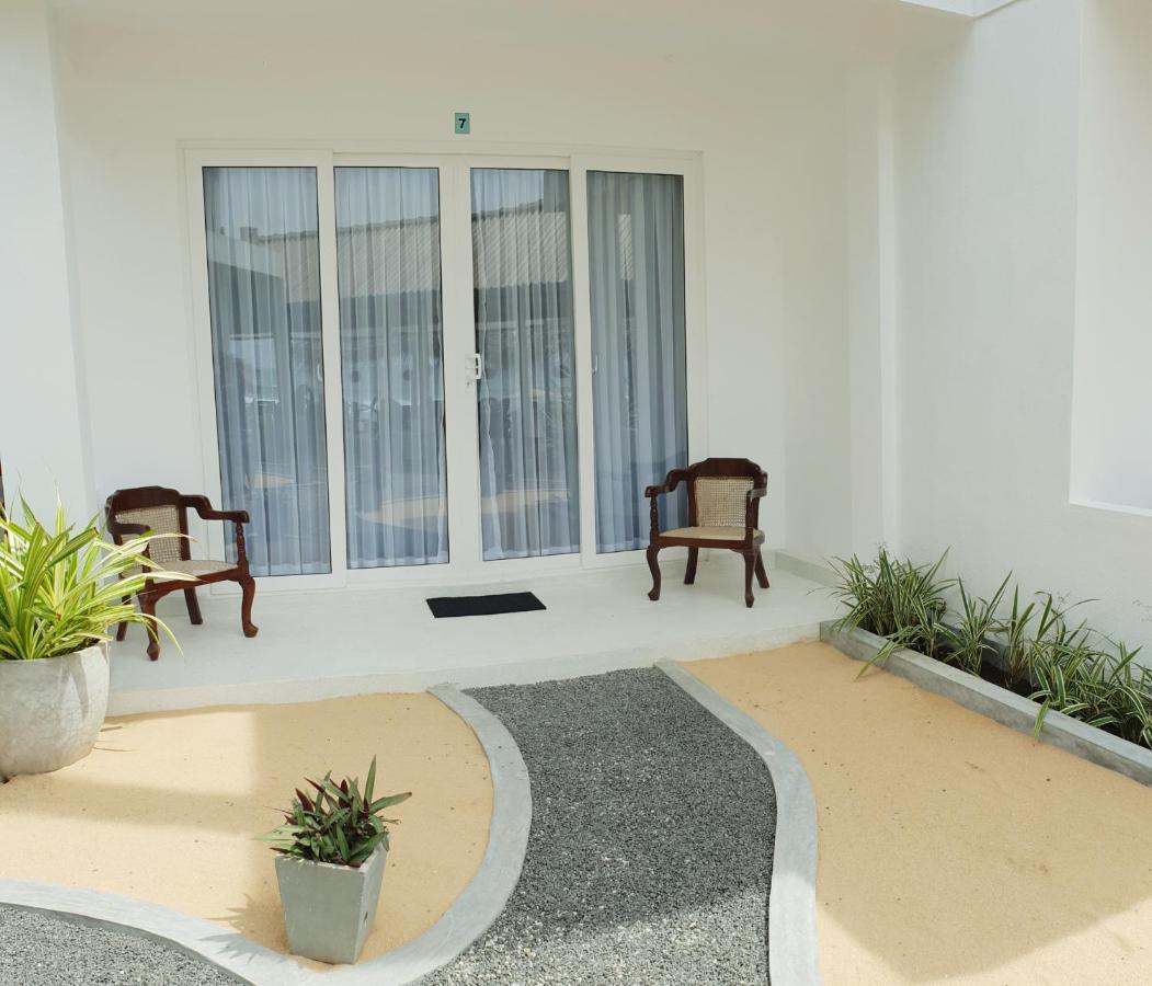 Hotel Blue Note Hikkaduwa Exterior foto